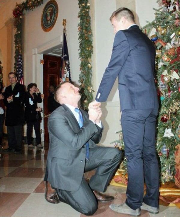 he marine who proposed at the White House 1
