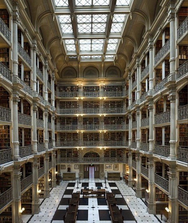 The George Peabody Library, Johns Hopkins University, Baltimore, USA