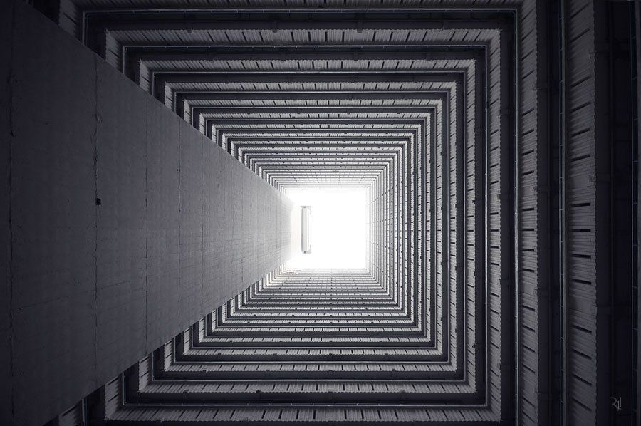 Romain Jacquet-Lagreze "Vertical Horizons" Photographs
