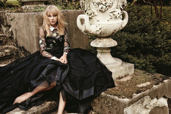 Taylor Swift Photoshoot for 'InStyle' Magazine