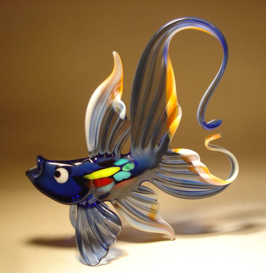 22 Stunning Handmade Blown Glass Fish Figurine by Bill 