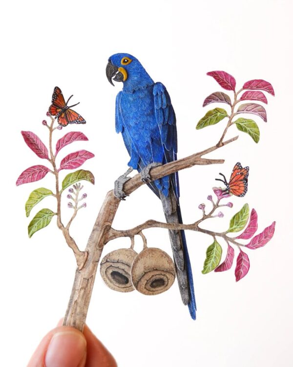 Beautiful Paper Parrot Sculptures