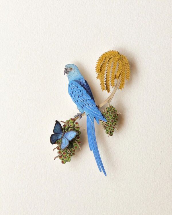 Beautiful Paper Parrot Sculptures