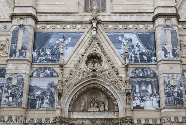 JR Transforms Naples Cathedral with 600 Portraits