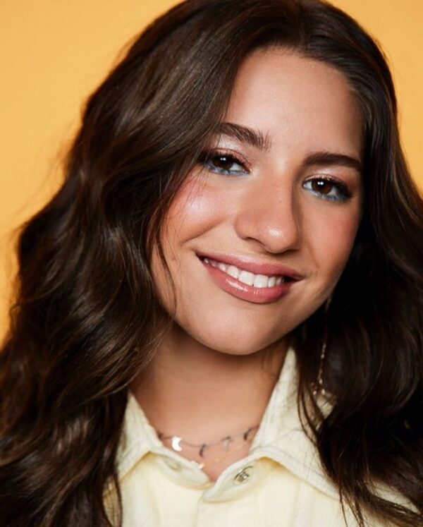 Mackenzie Ziegler beautiful photos